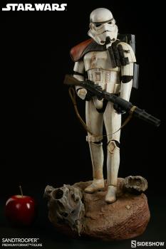 Sandtrooper Premium Format Figur aus Star Wars 62 cm